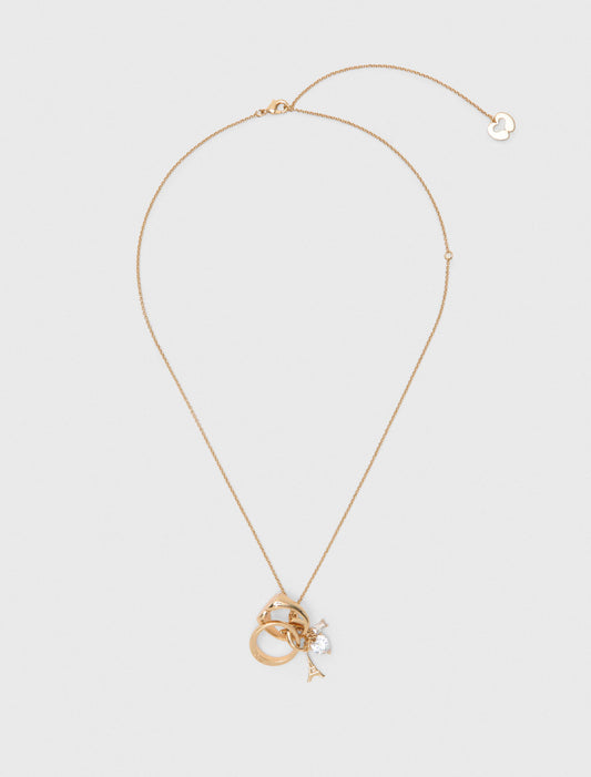 Collar dorado con anillas
