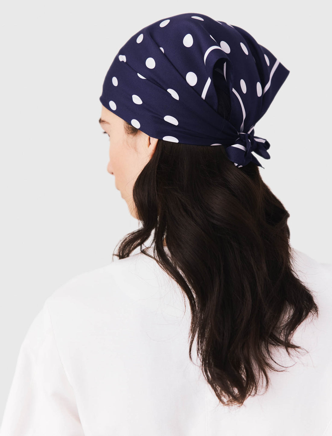 Bandana de seda de lunares
