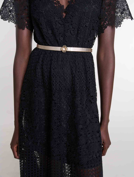 Cinturón fino con hebilla Clover