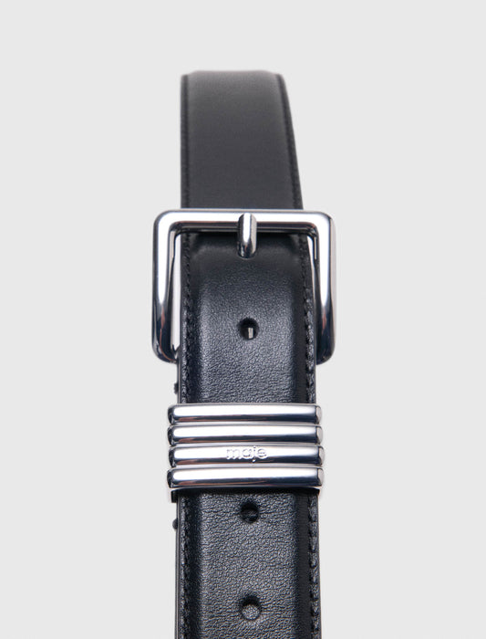 Cinturón de cuero liso