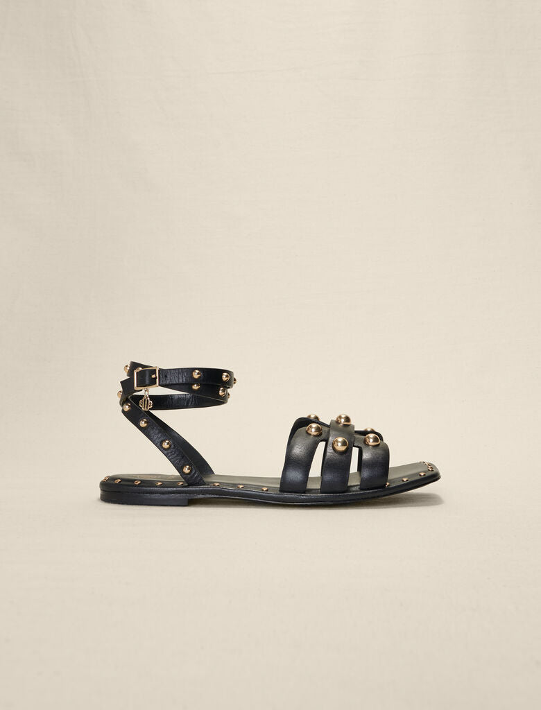 Sandalias de piel con tachuelas