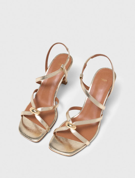 Sandalias multitiras metalizadas