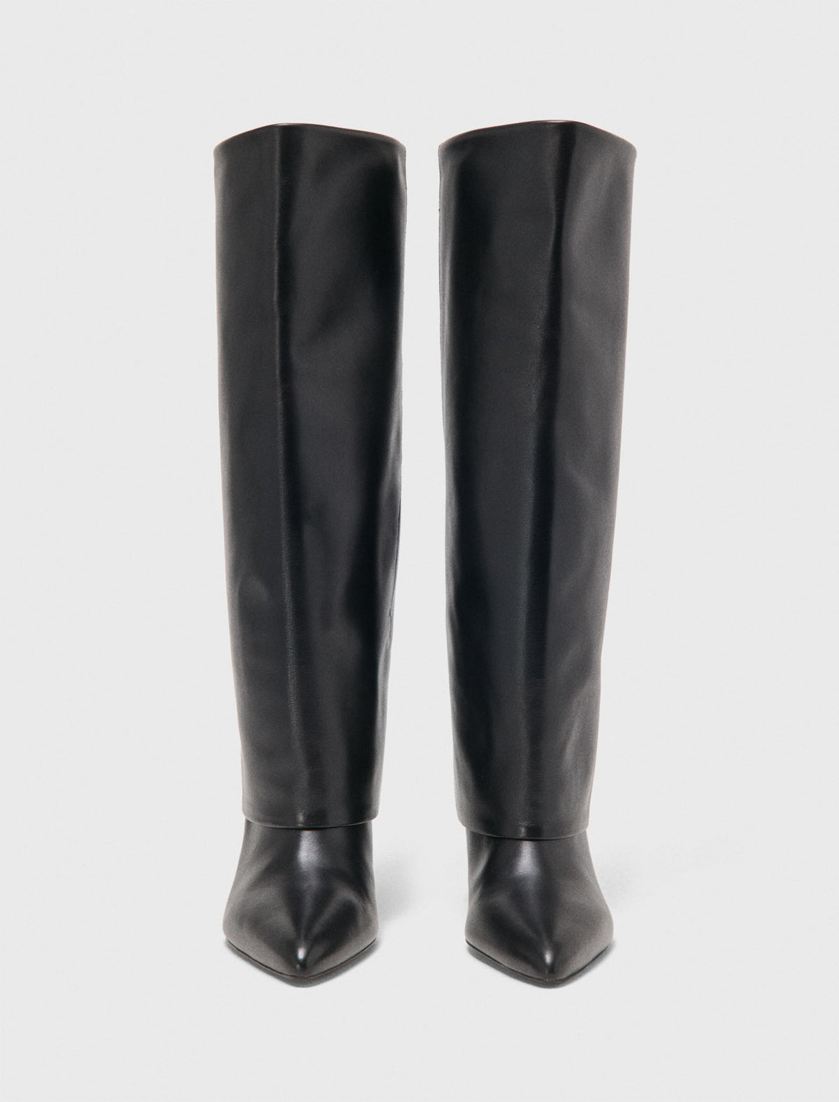 Botas tubulares de tacón de piel