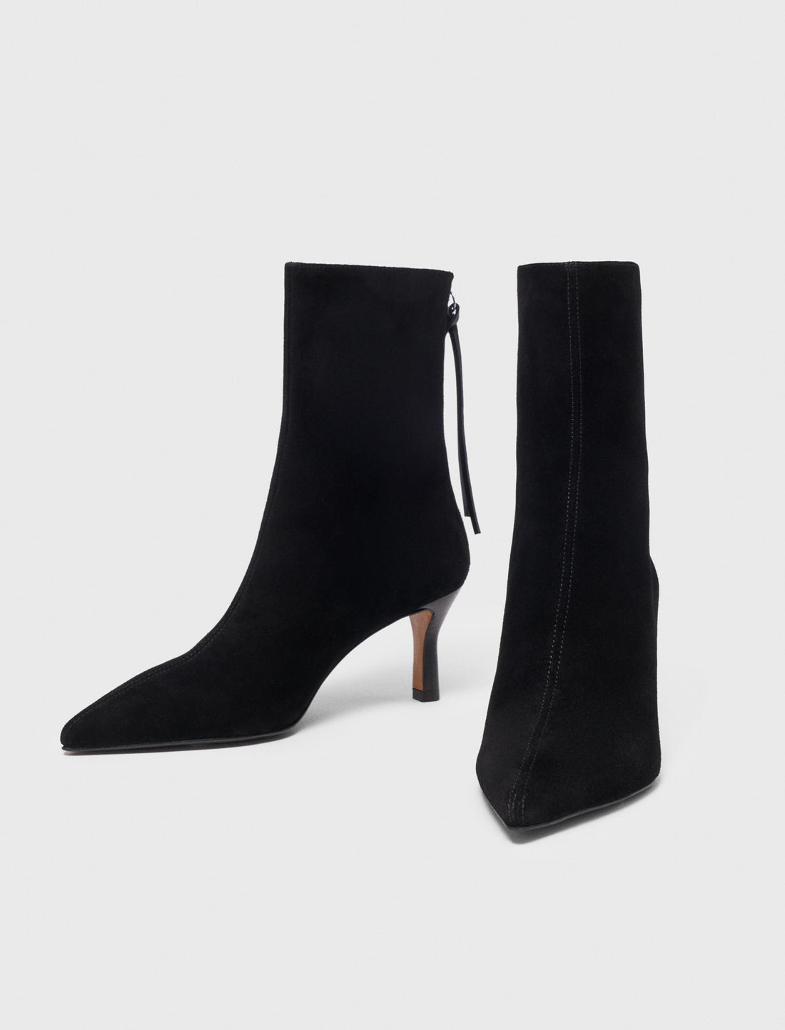 Botines de ante en punta