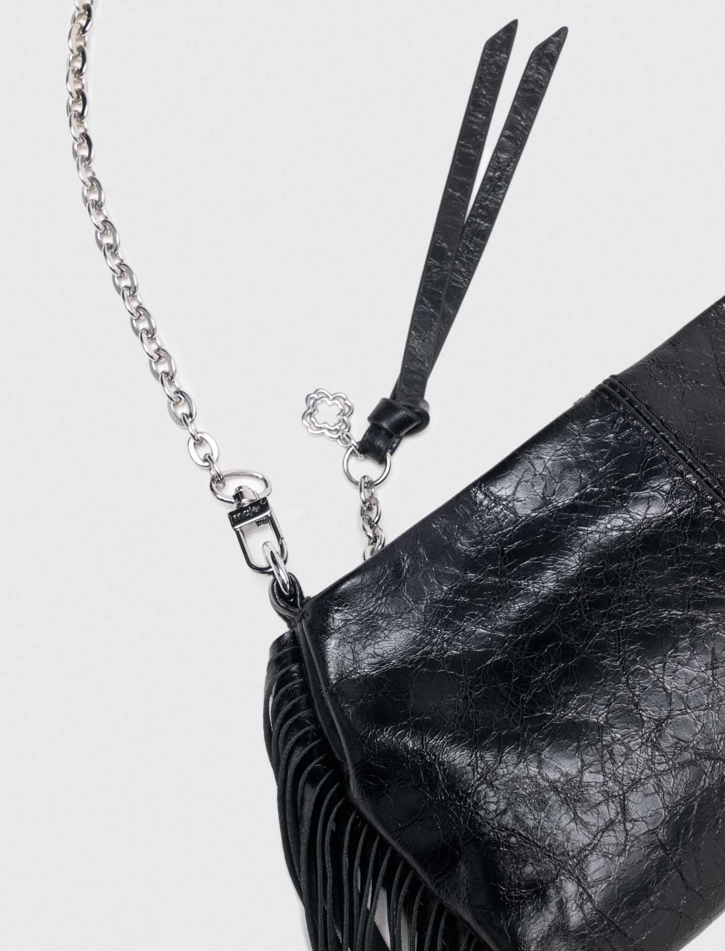 Cartera Miss M pouch cuero barniz