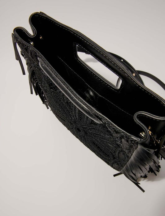 Bolso M de ganchillo