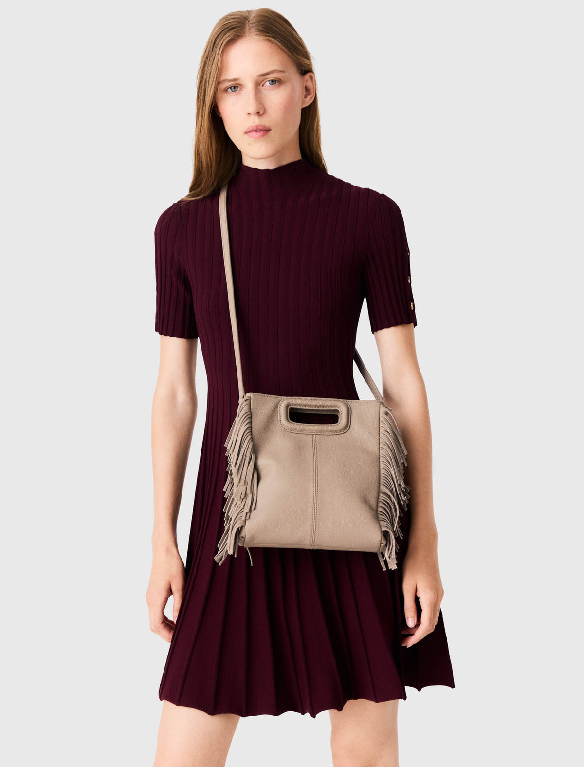 Bolso M de cuero granulado