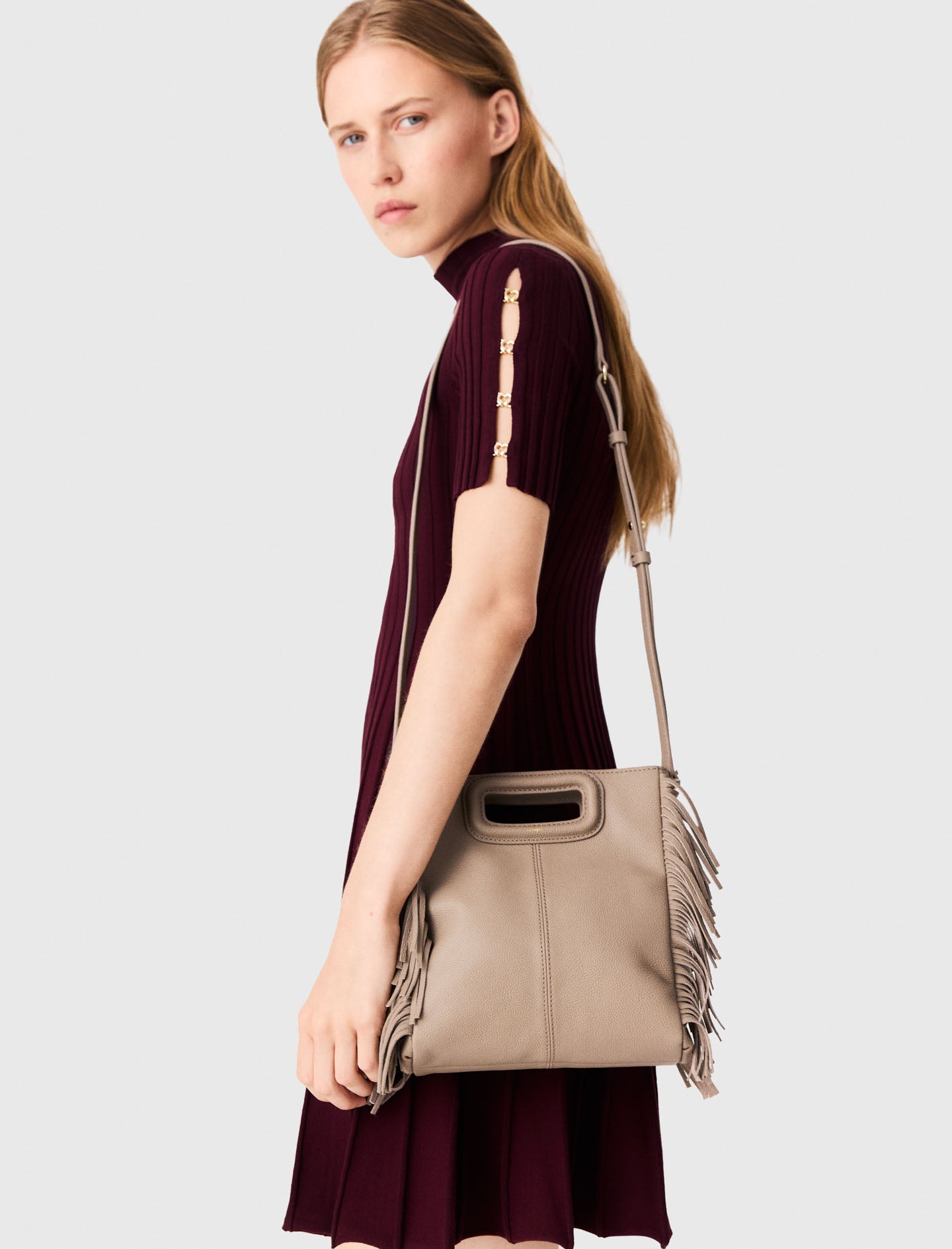Bolso M de cuero granulado