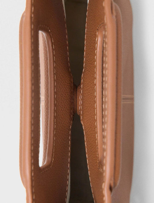 Bolso M de piel granulada