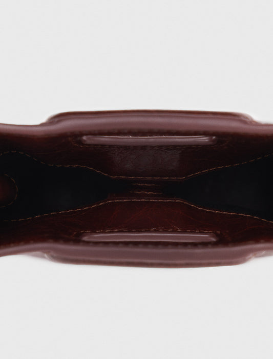 Bolso M mini de cuero agrietado