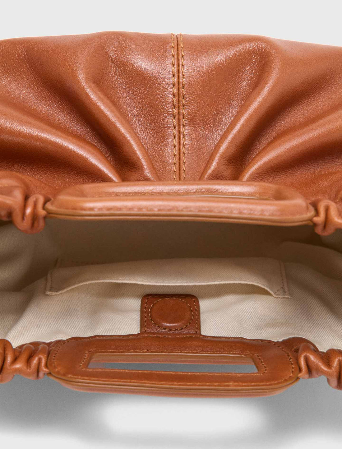 Clutch Milpli de cuero liso