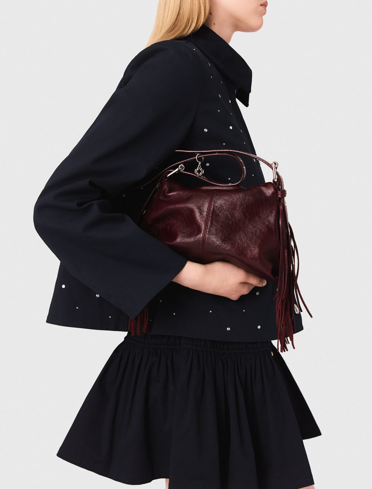Chaqueta corta cuello terciopelo