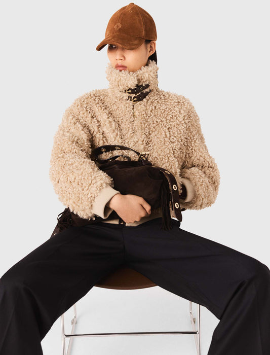 Cazadora corta de bouclé