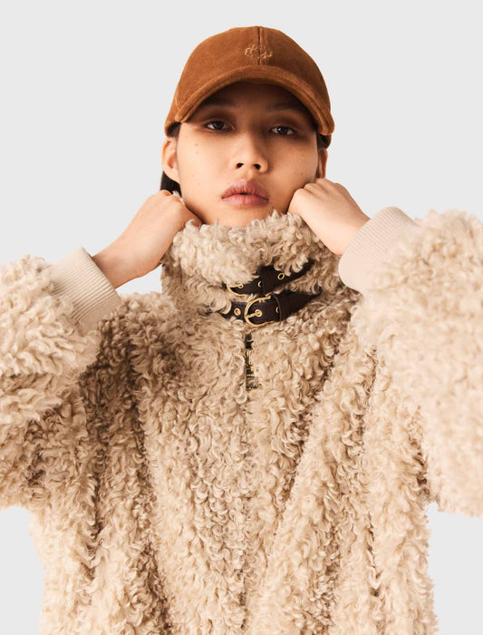 Cazadora corta de bouclé