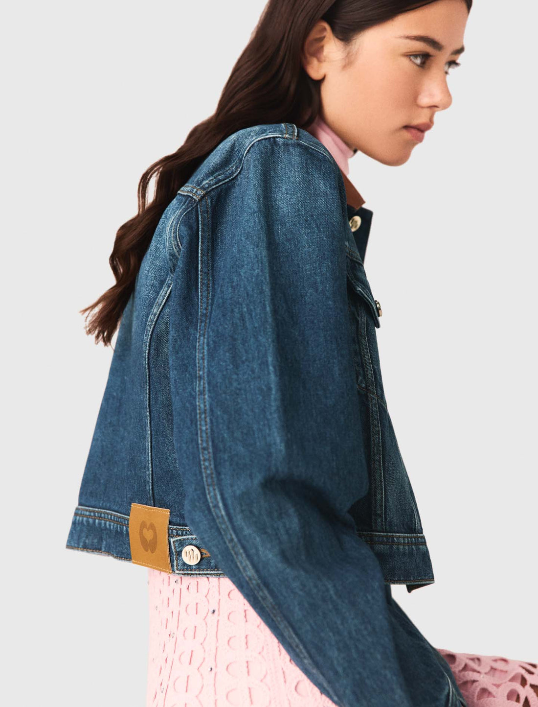 Chaqueta denim con cuello de cuero