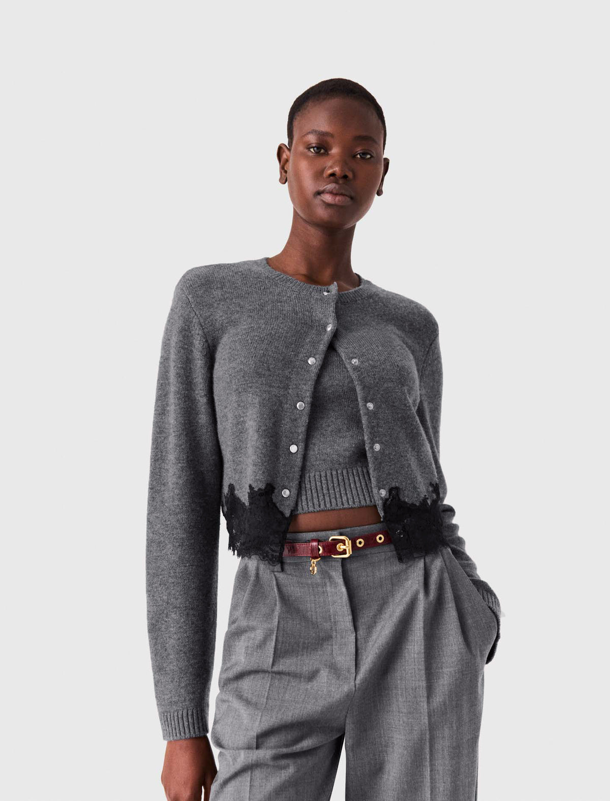 Twinset con acabados de encaje