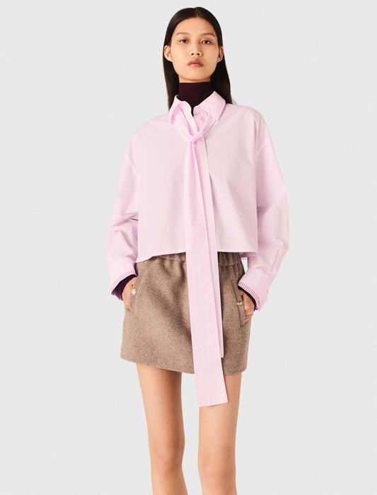 Camisa corta con lavallière