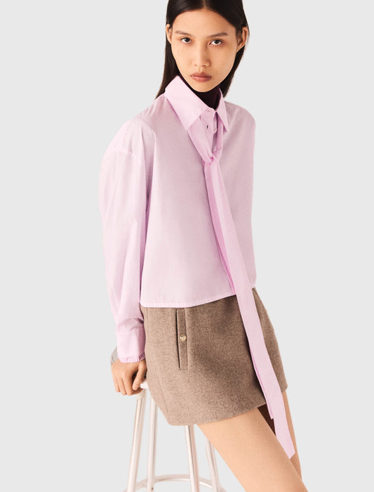 Camisa corta con lavallière