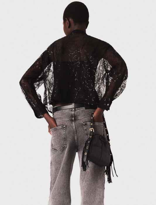 Camisa de encaje con lazada