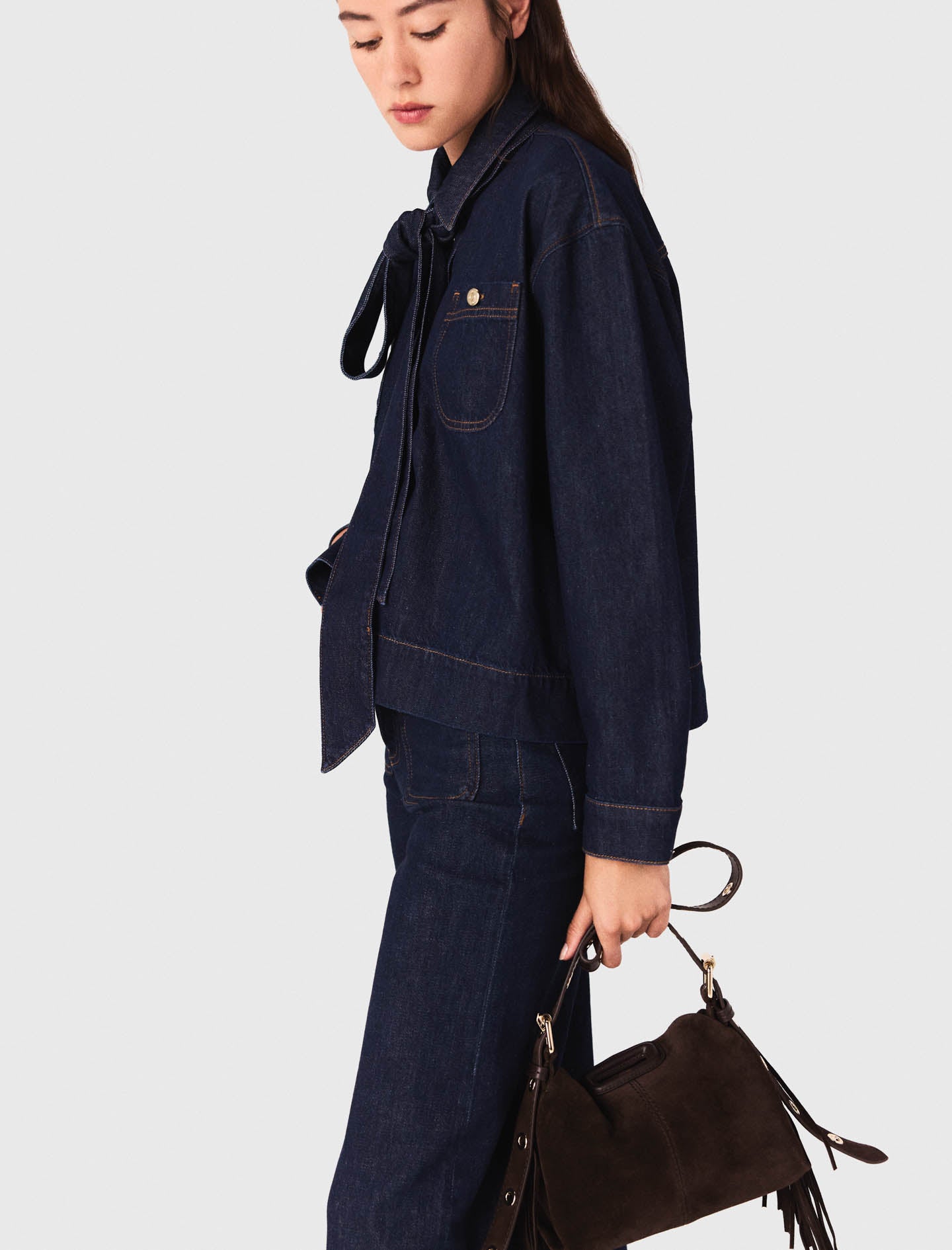 Camisa vaquera con lavallière