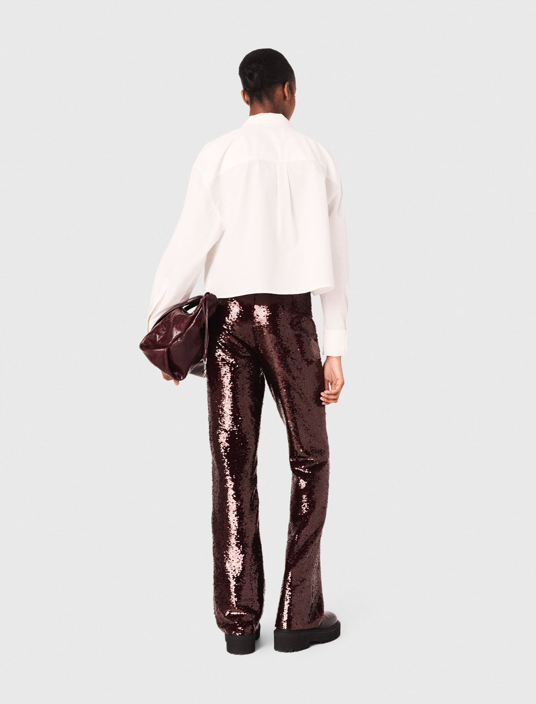 Camisa corta con detalles joya