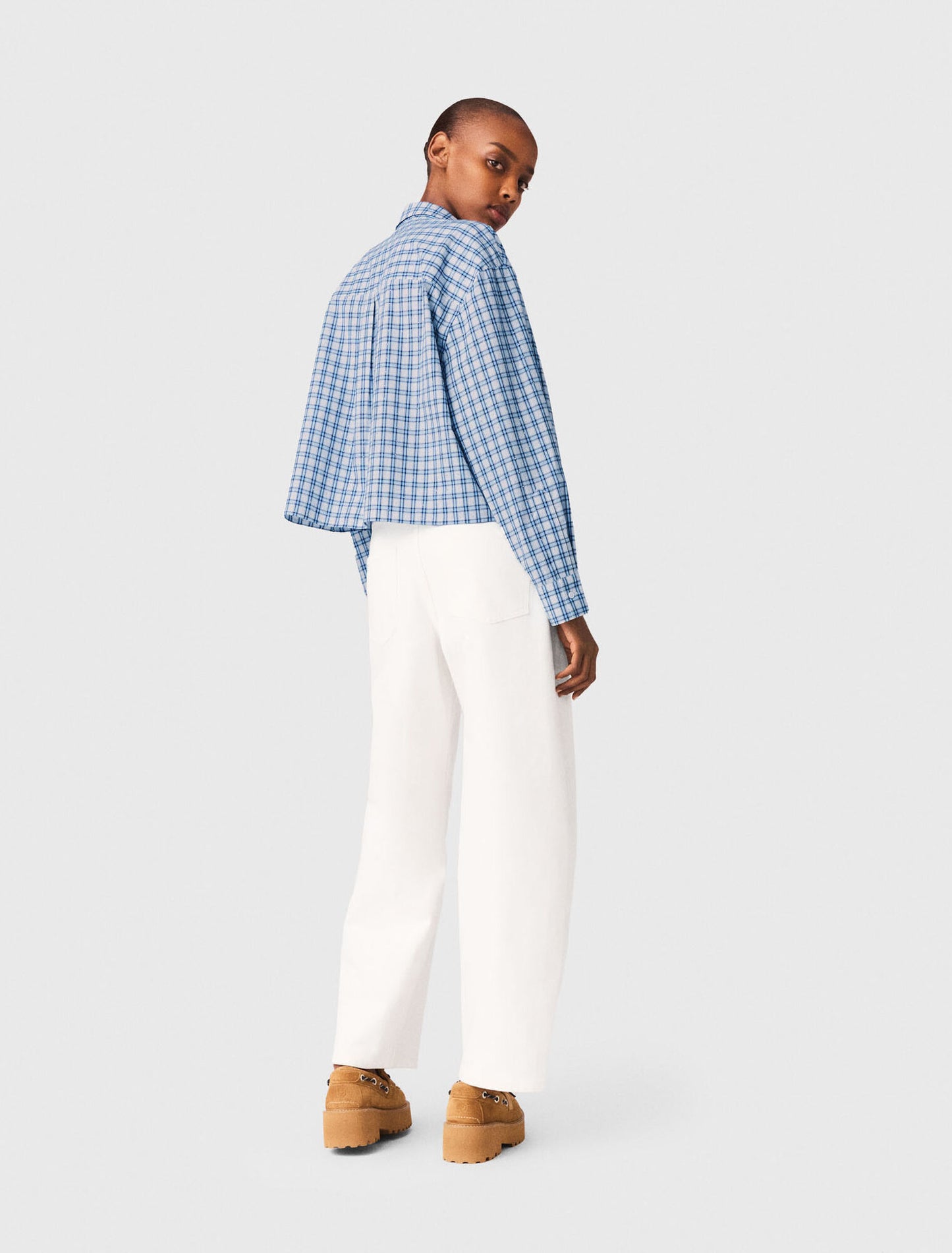 Camisa strass y corbata extraíble