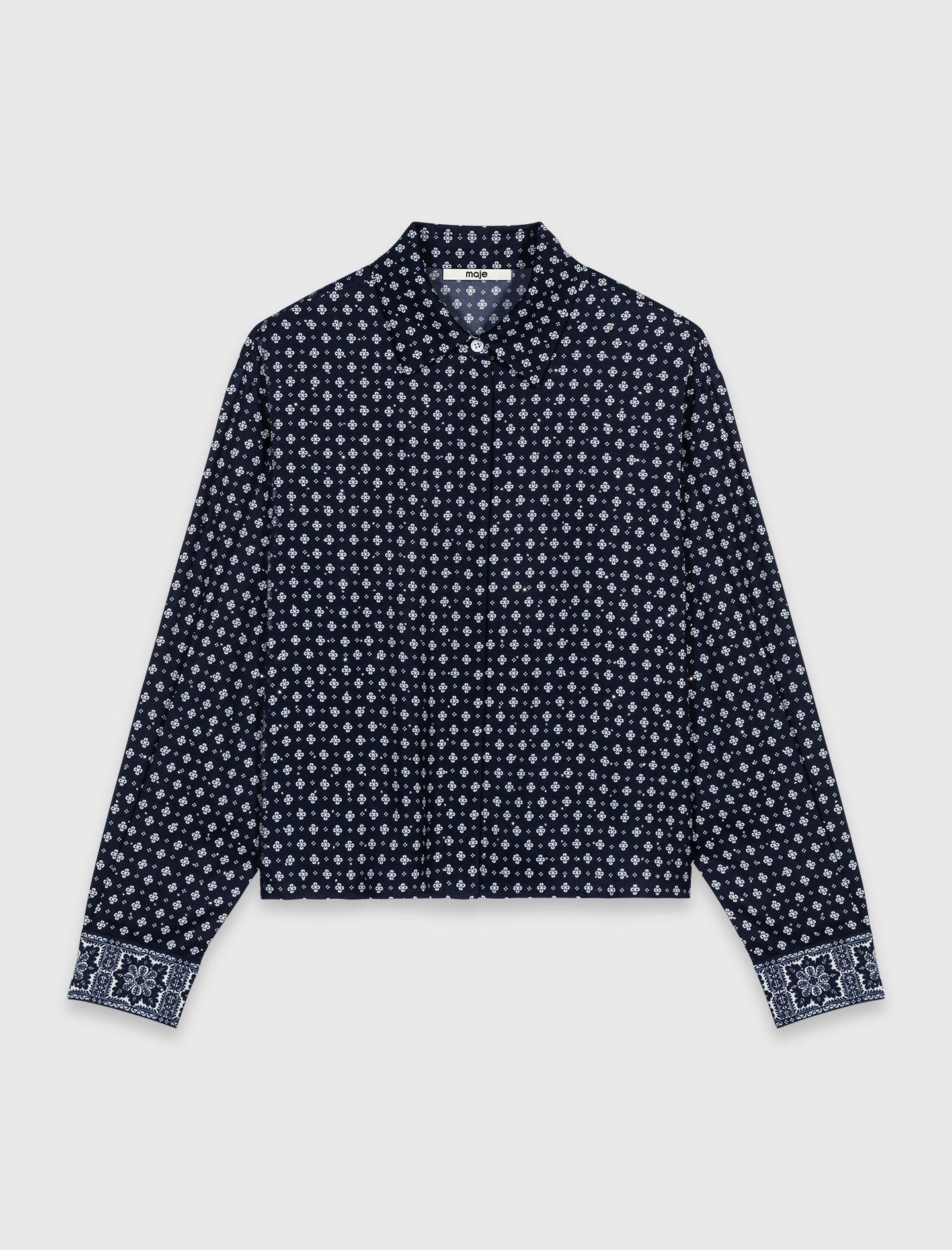 Camisa estampada con pedrería