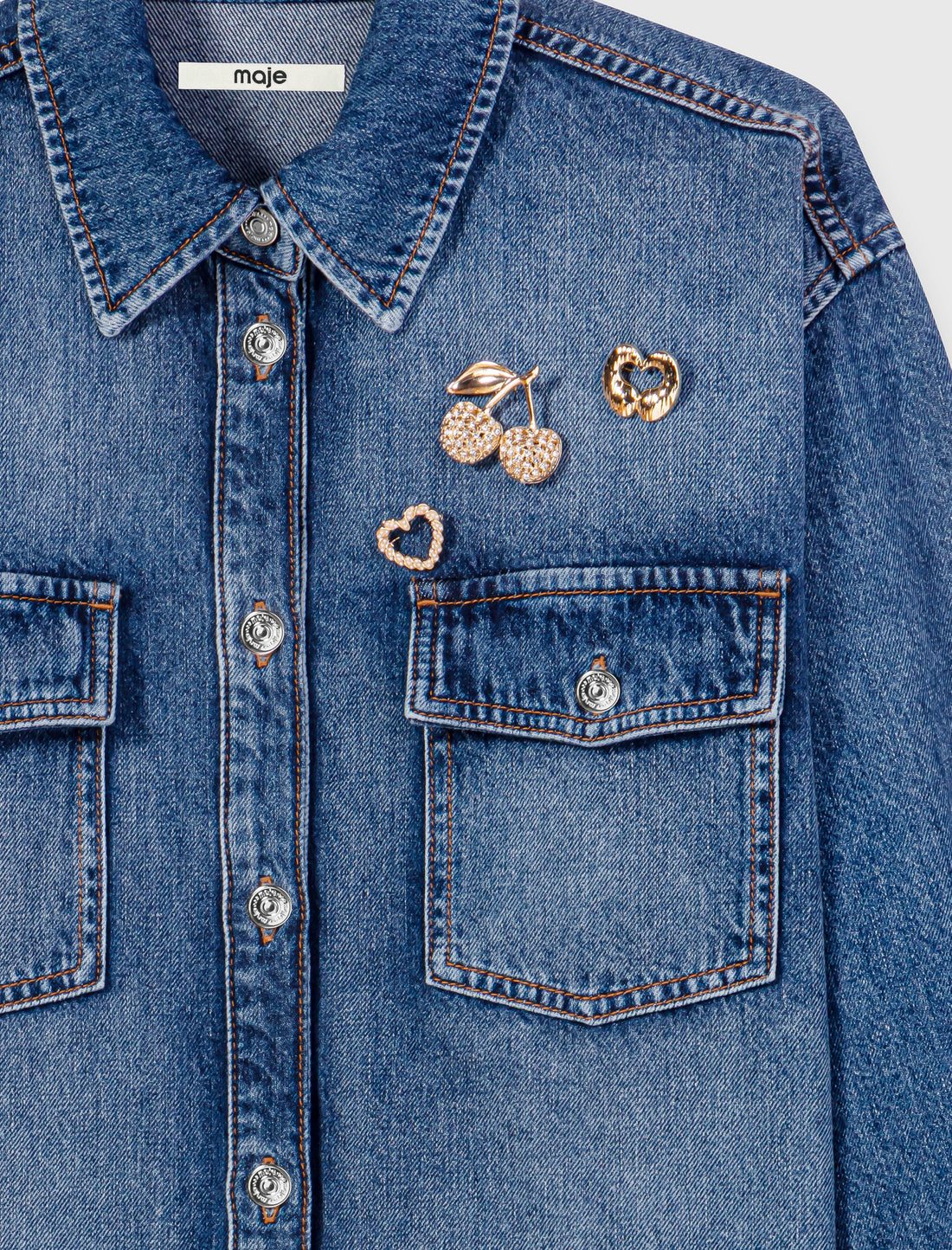 Camisa vaquera con broches