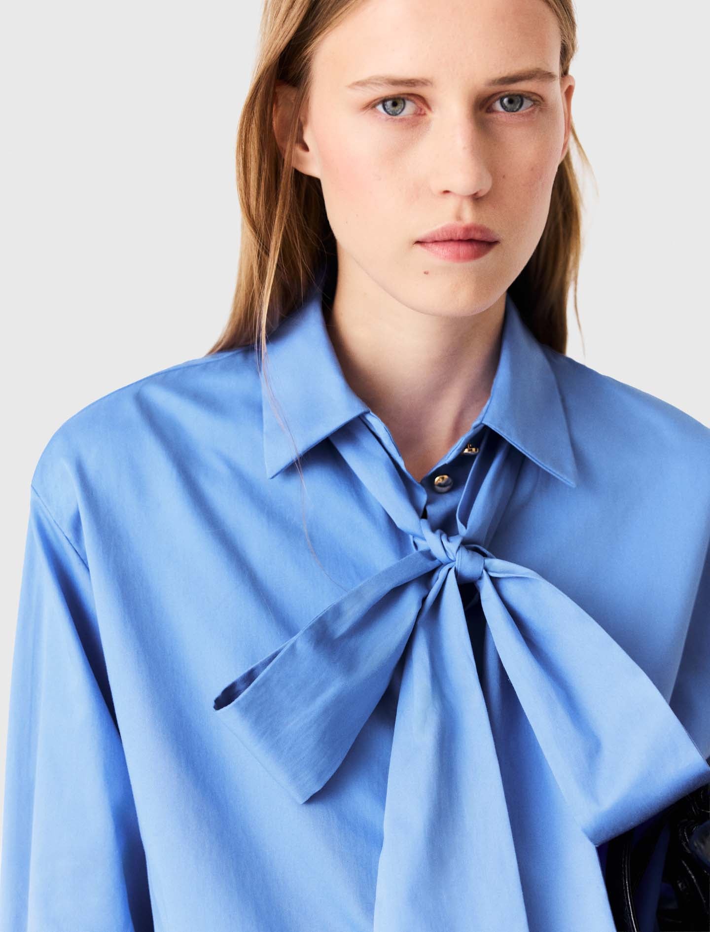Camisa de algodón con lazo