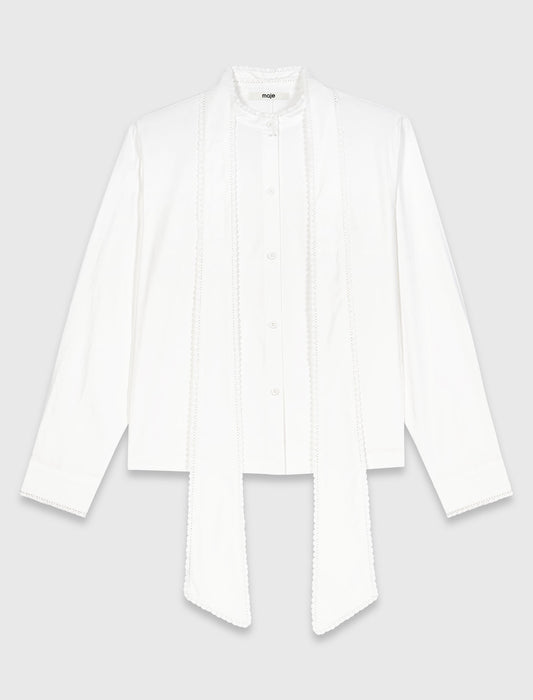 Camisa con lazo desmontable