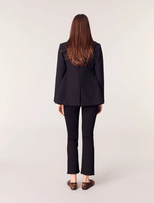 Vaqueros acampanados