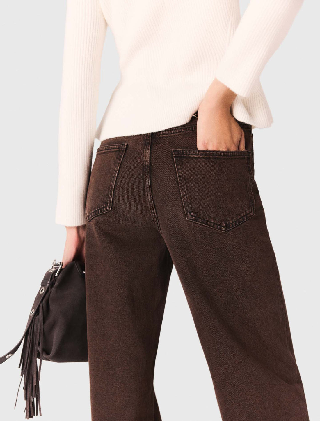 Vaquero bootcut con cadena