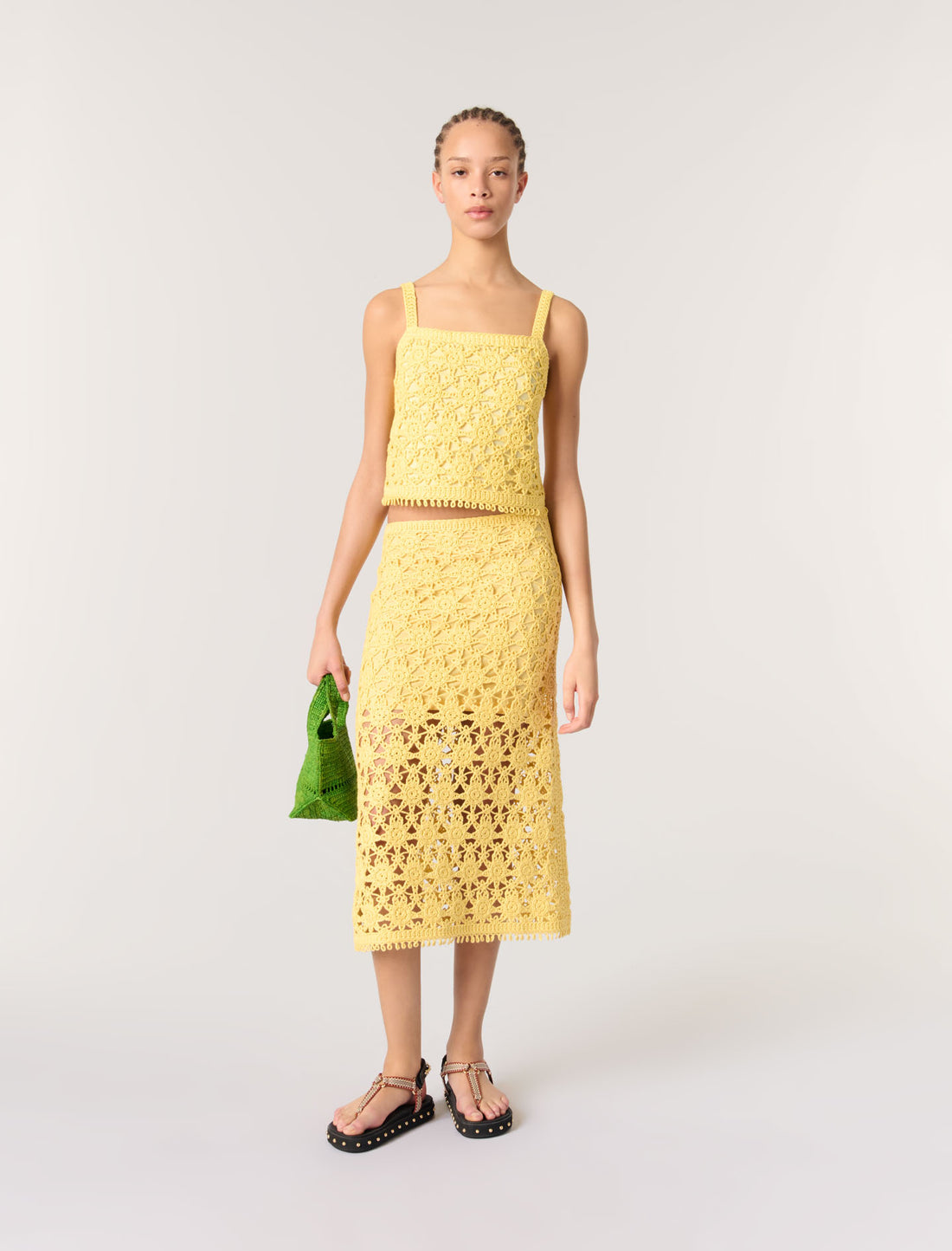 Falda larga de ganchillo