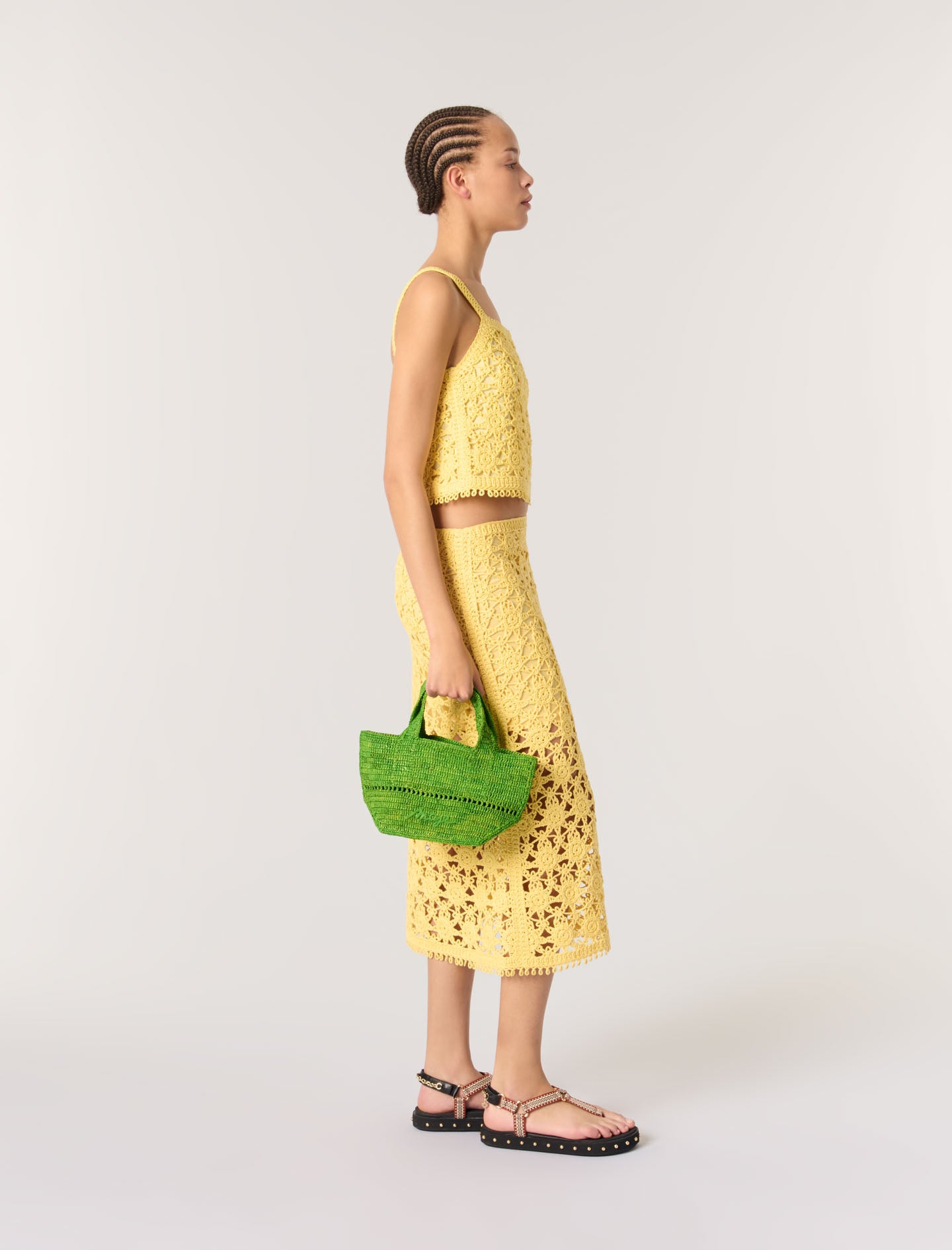 Falda larga de ganchillo