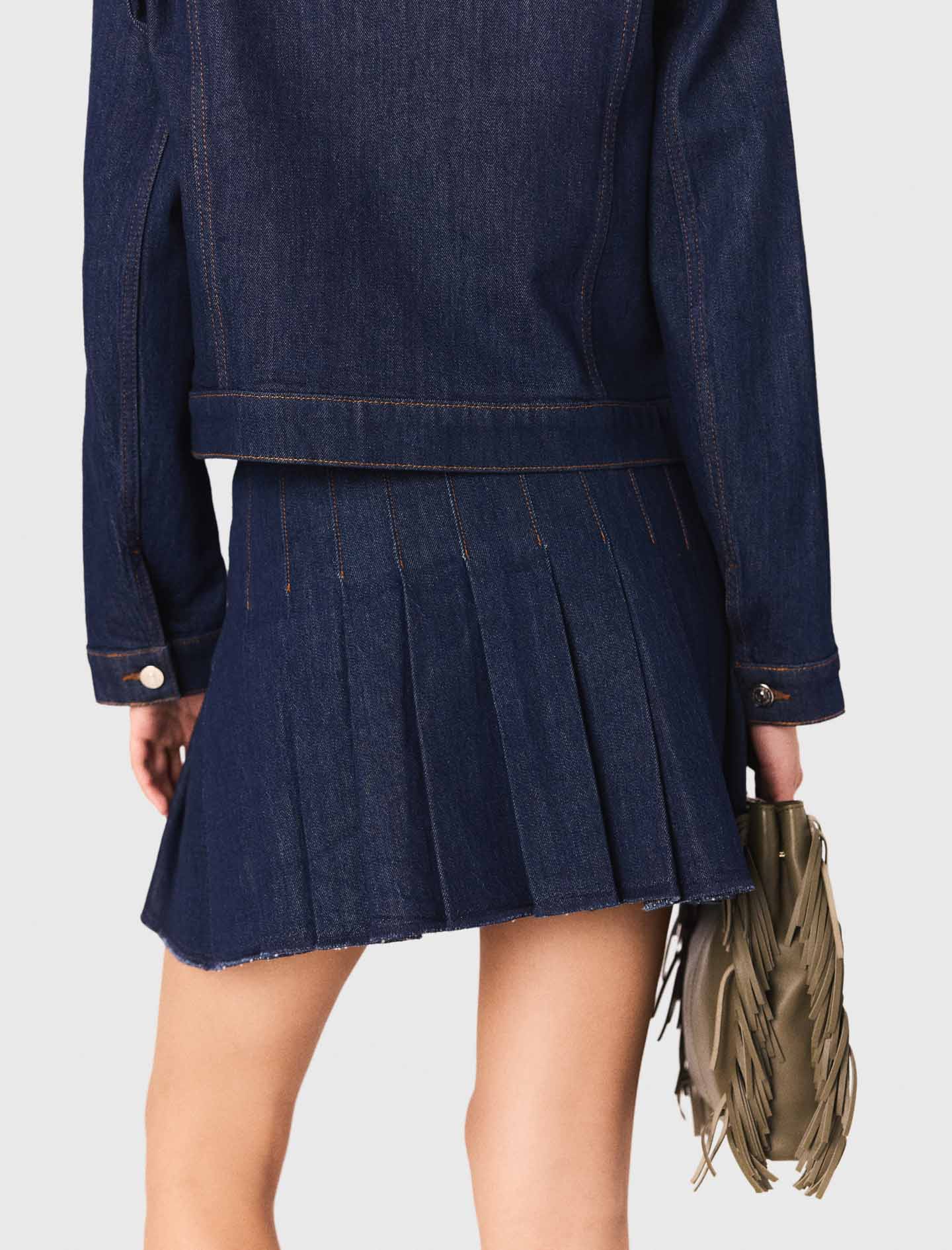 Falda corta de denim con forro