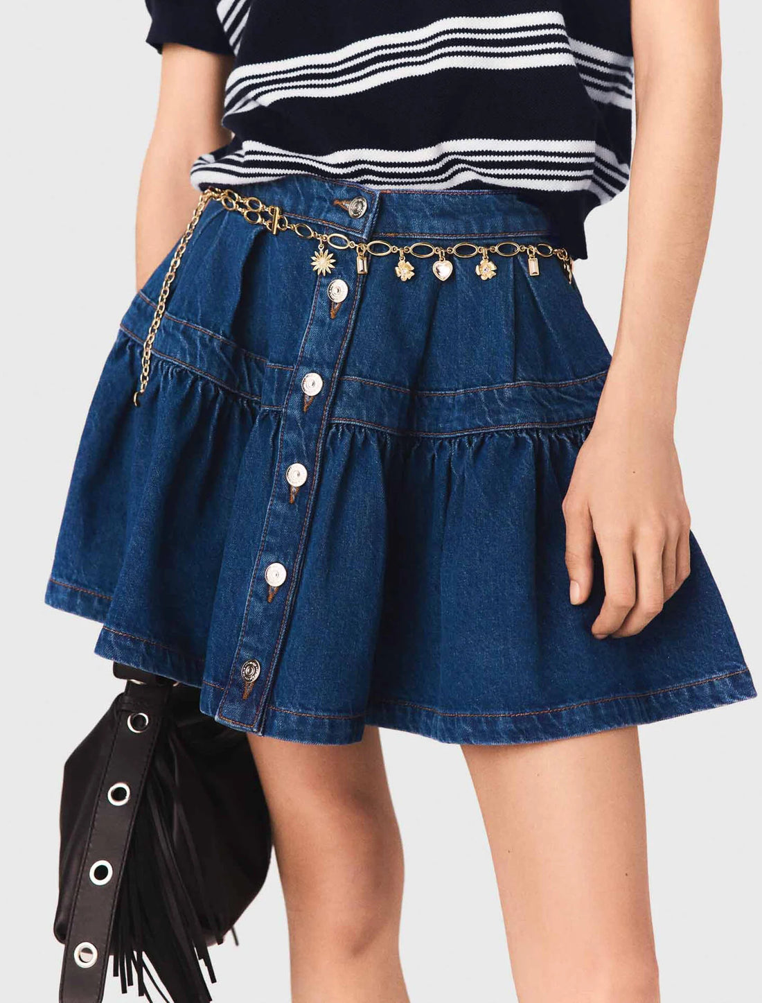 Falda corta en denim