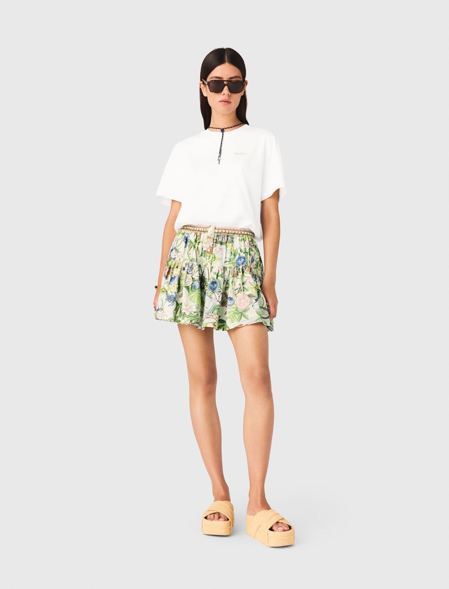 Falda con volantes estampada