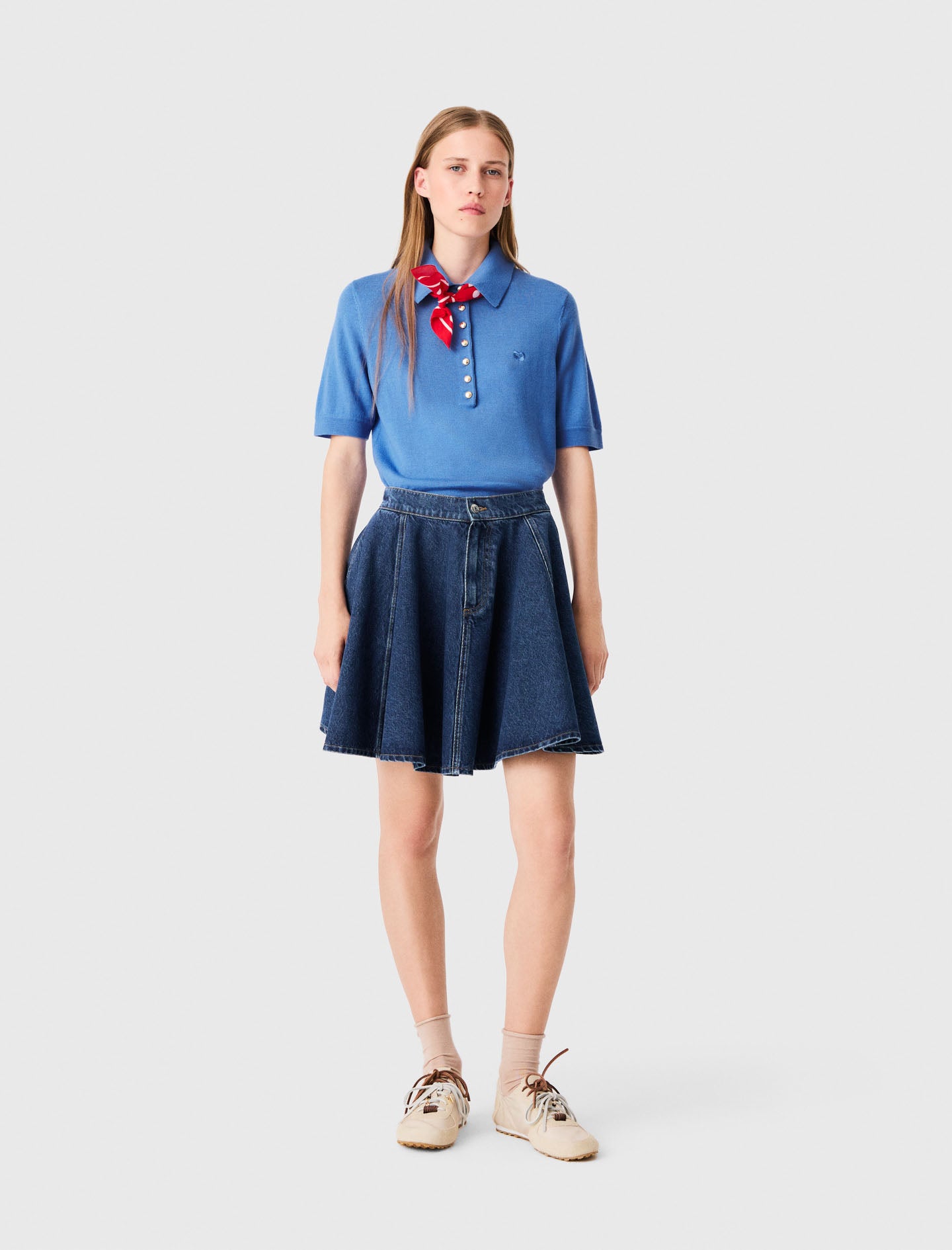 Falda corta evasé en denim