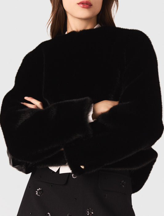 Abrigo corto de piel sintética