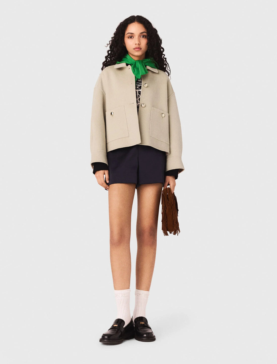 Chaqueta corta lana espalda plisada