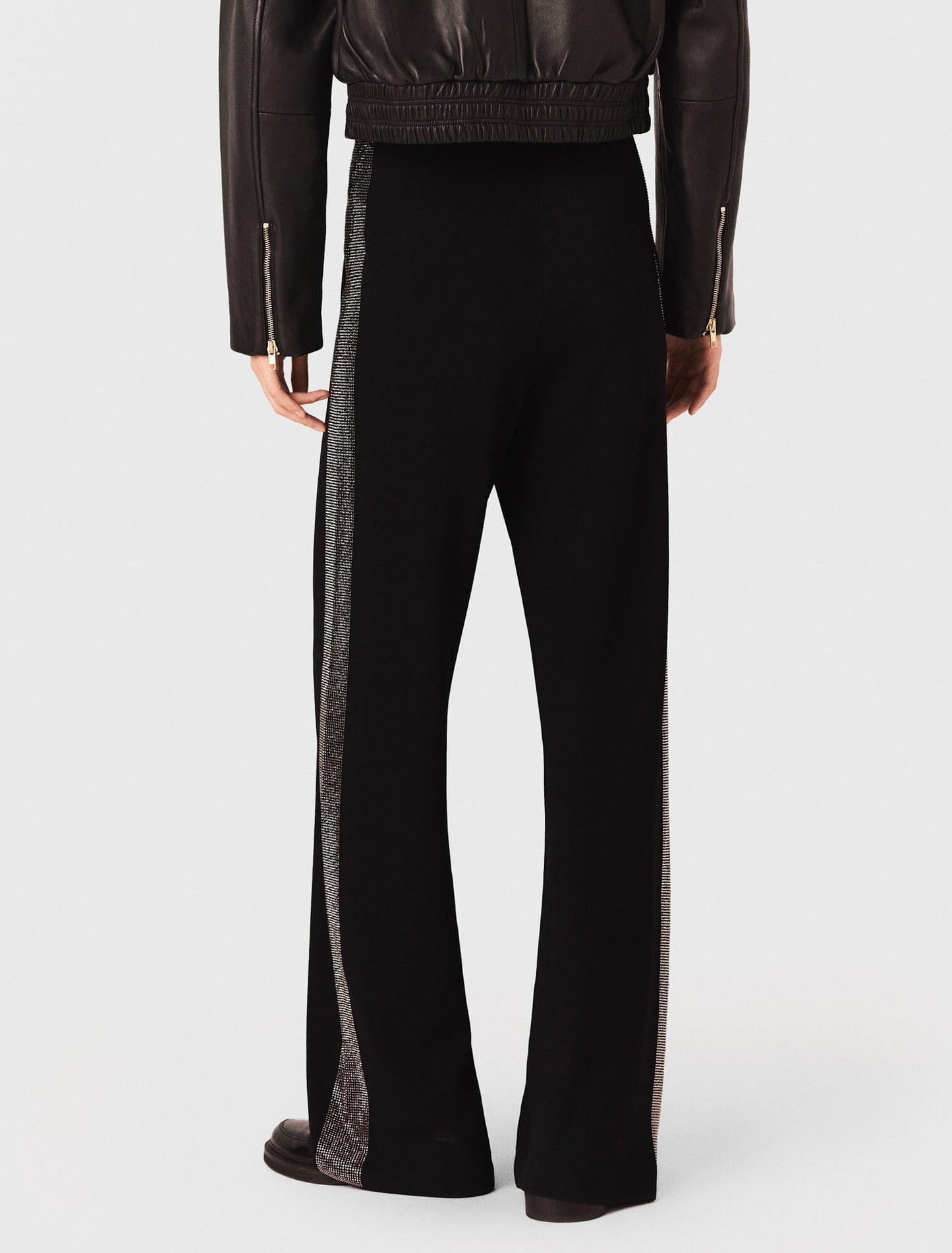 Pantalón con banda de strass