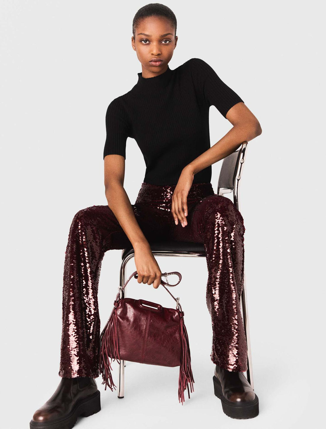 Pantalón bordado de lentejuelas