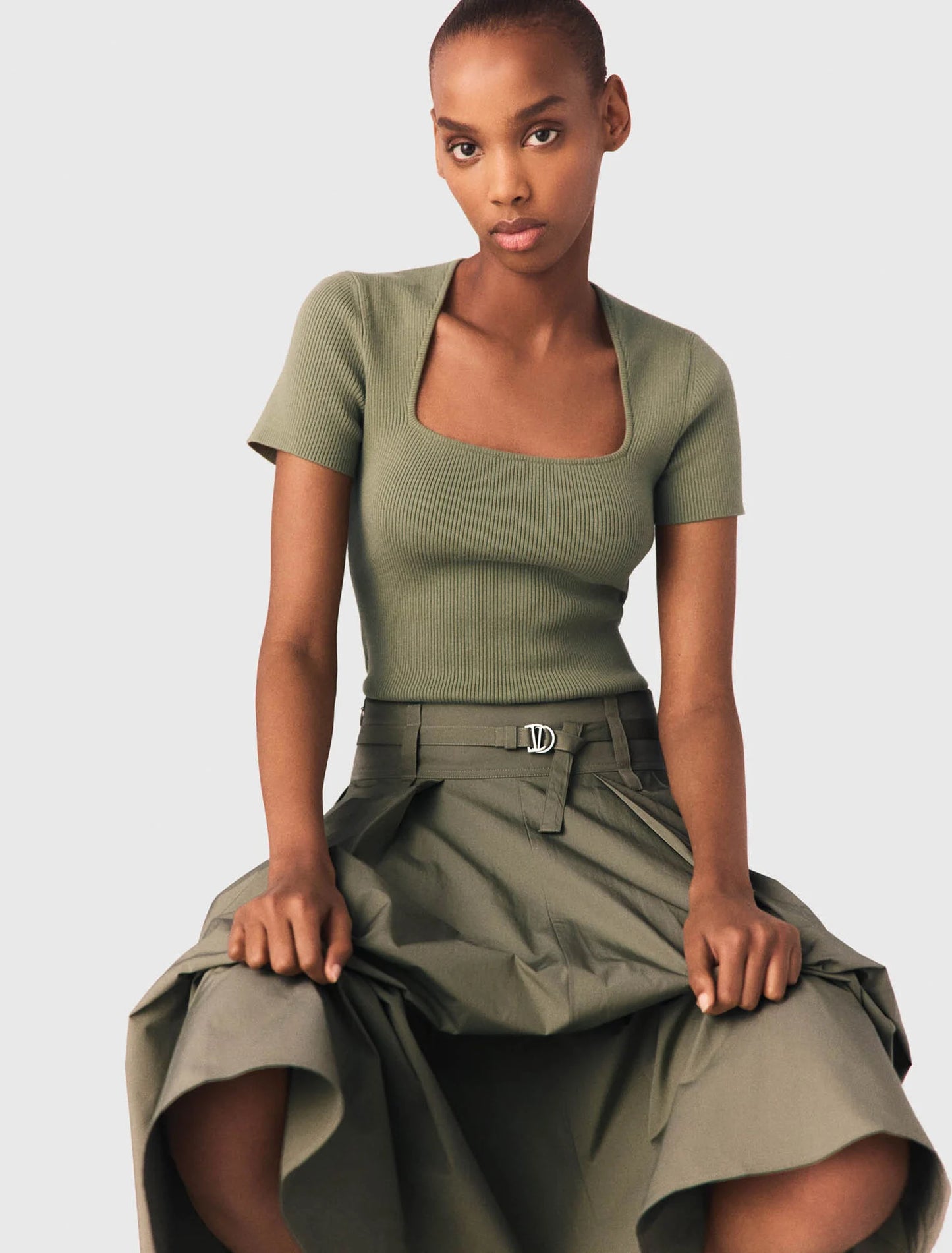 Jersey de canalé escote cuadrado