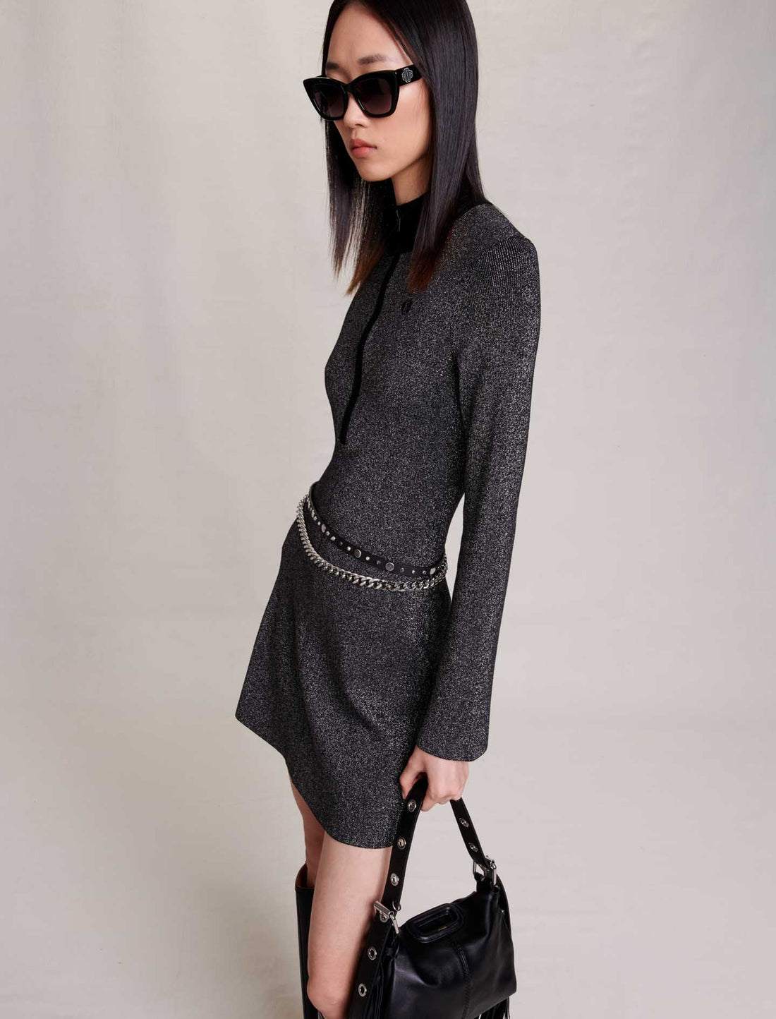 Vestido corto de punto y purpurina