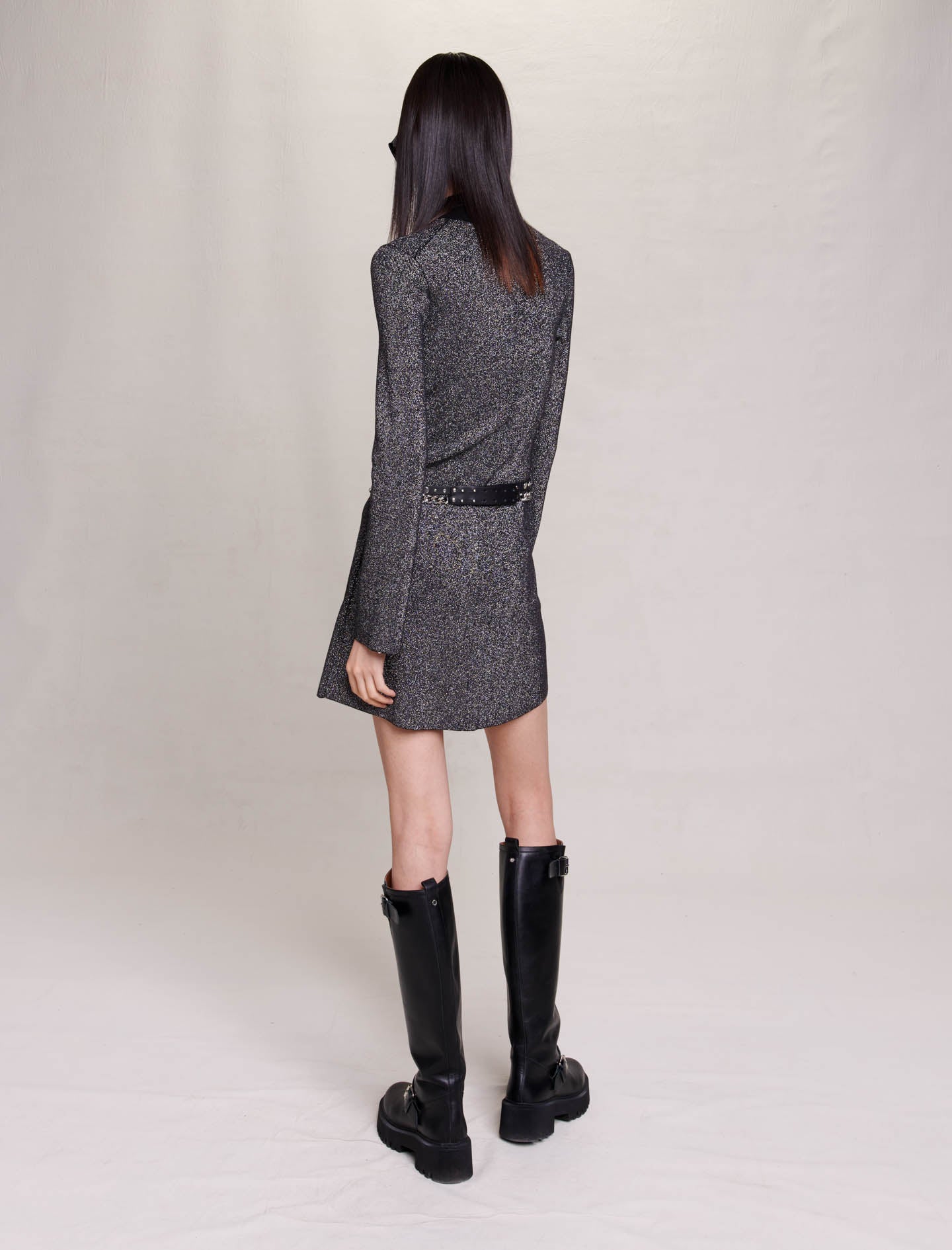 Vestido corto de punto y purpurina