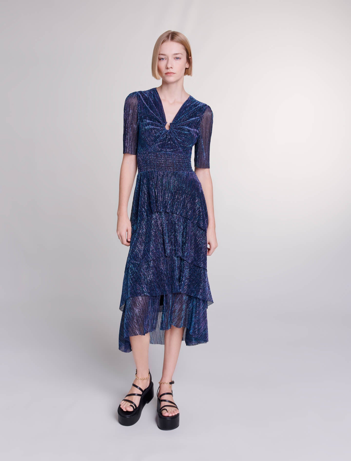 Vestido largo con volantes