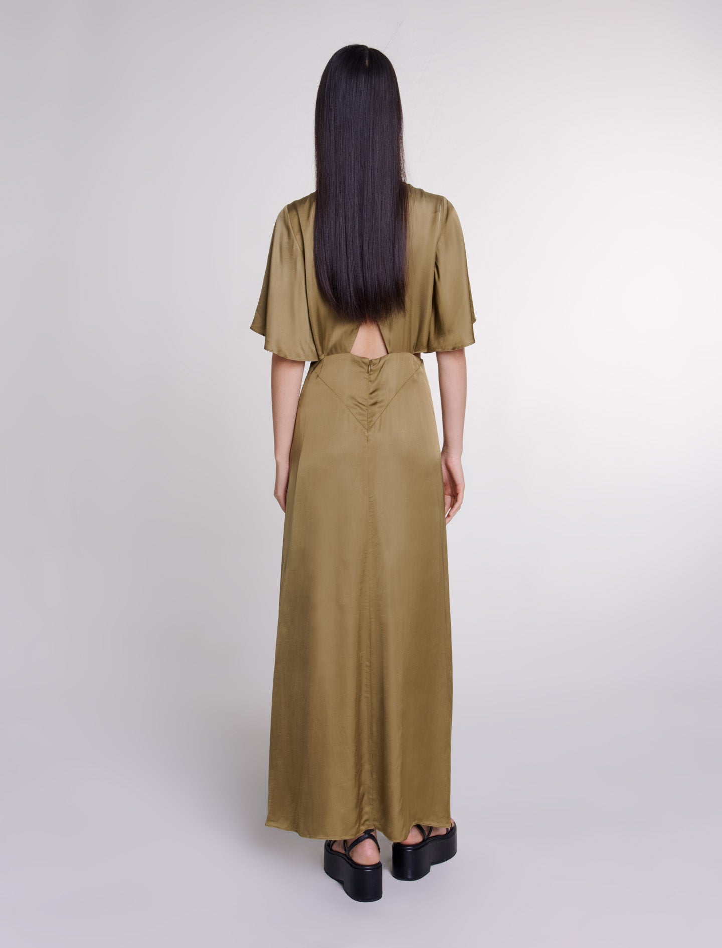 Vestido largo de satén calado