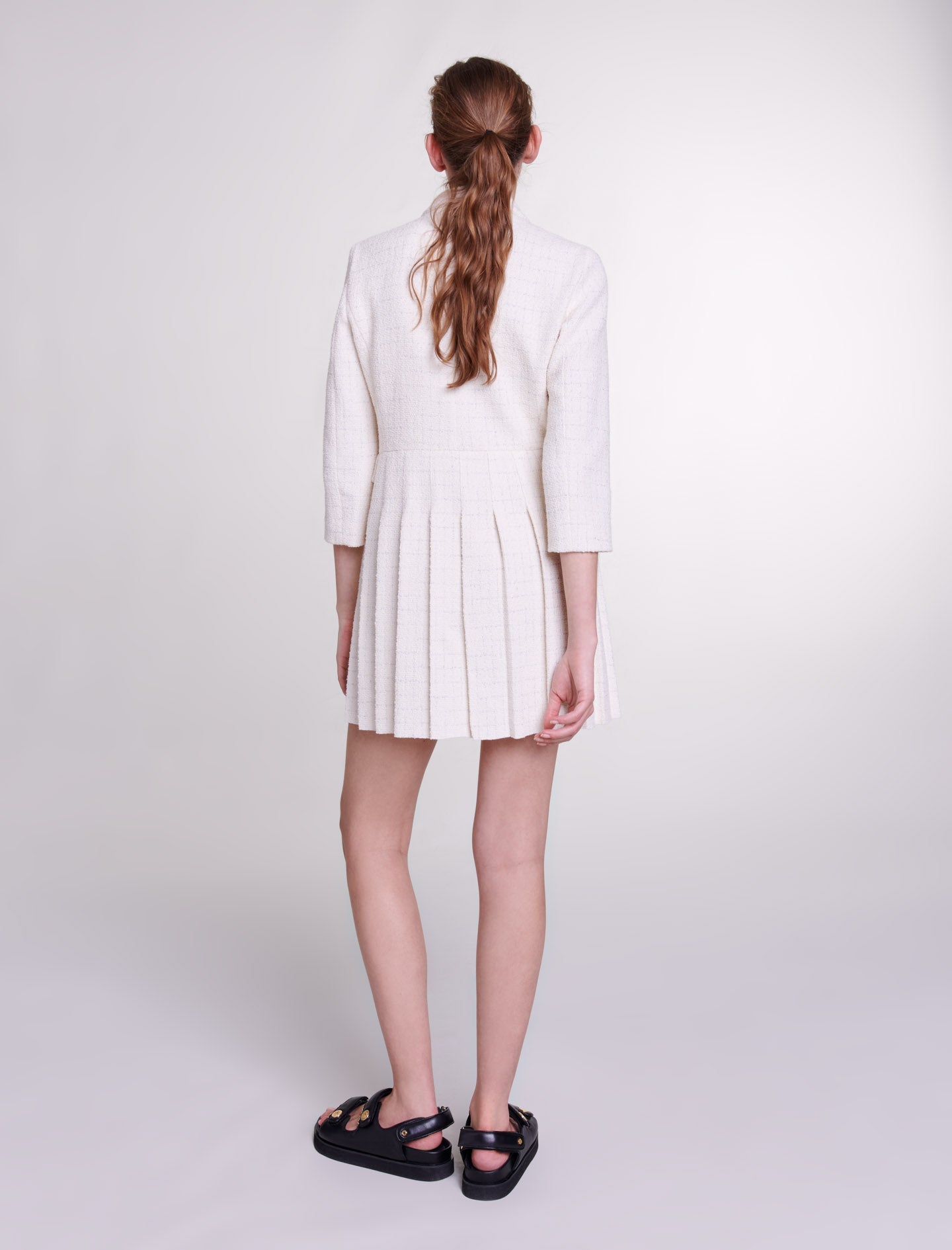 Vestido corto con botones