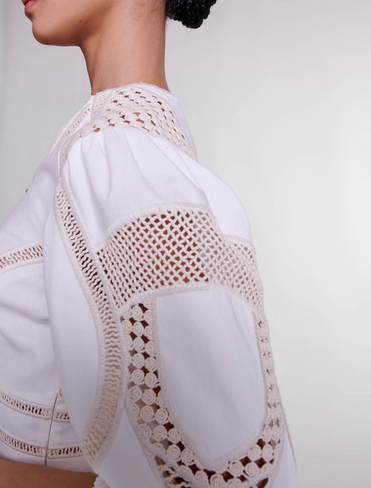 Vestido corto voluminoso
