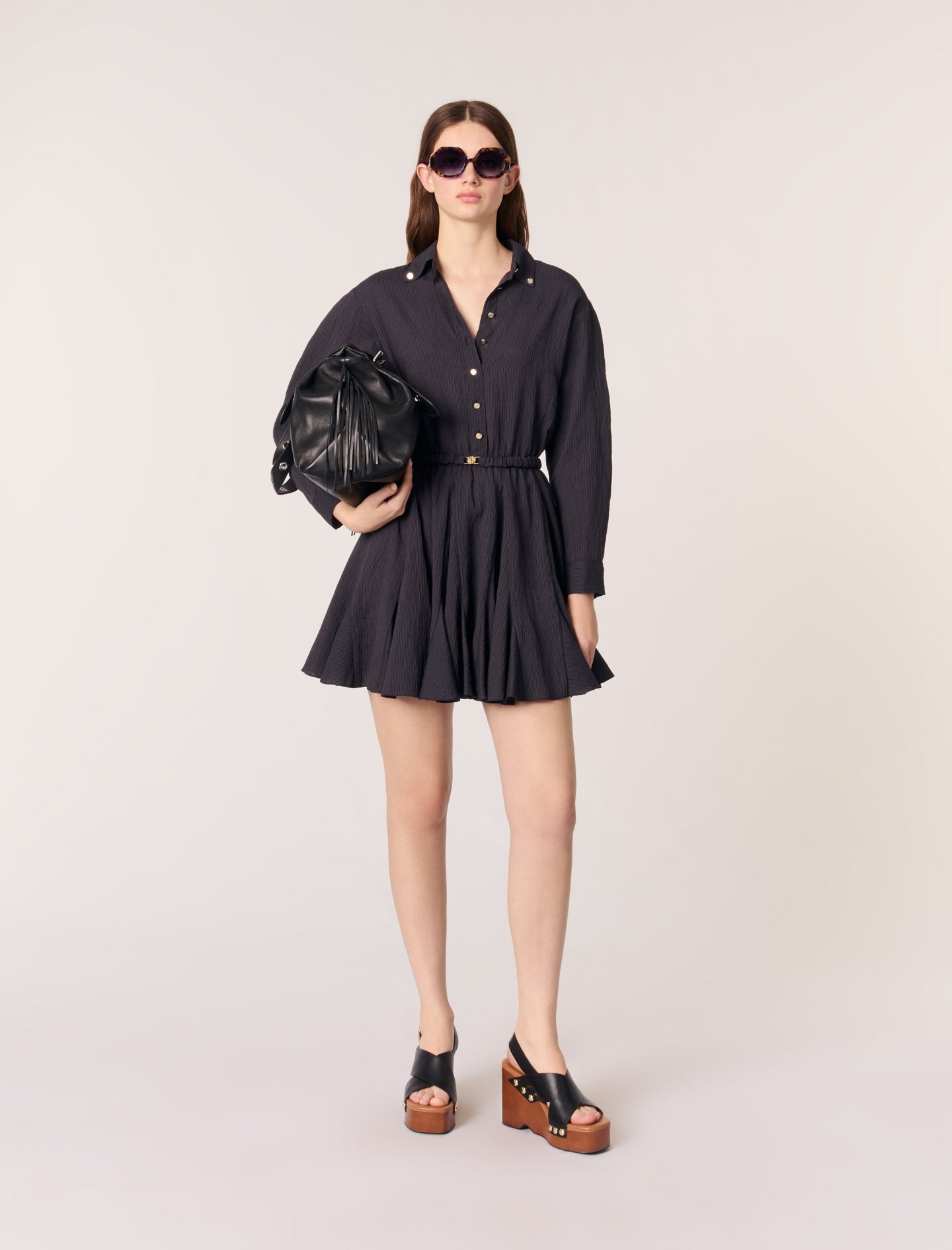 Vestido corto de crepé
